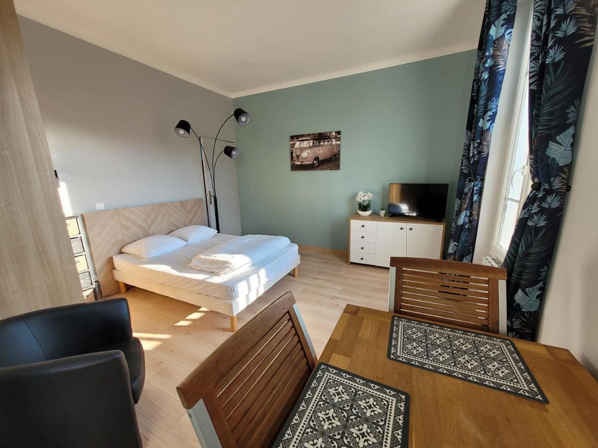 Appartement Meuble Renove Ideal Pour Curistes Ou Vacanciers La Roche-Posay Buitenkant foto